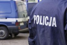 Rybnik: z atrapami granatu i pistoletu napadł na bank