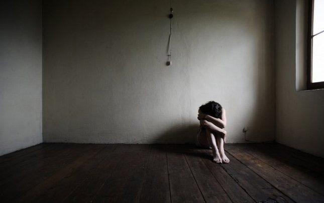 Ta sprawa wstrząsnęła całym miastem! W Żorach zboczeniec zgwałcił własną córkę, a potem 12-letnią wnuczkę! Teraz stanął przed sądem (fot.poglądowe/www.pixabay.com)