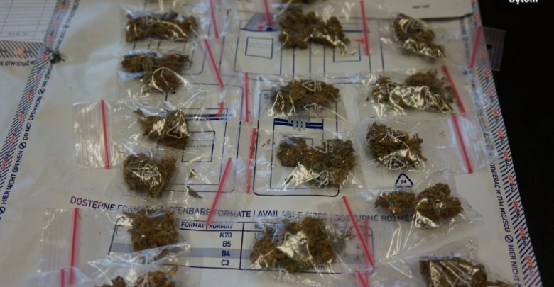 Fabryka amfetaminy w Bytomiu [ZDJĘCIA] Policjanci znaleźli 40 tys. w narkotykach