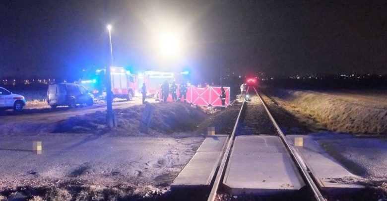 Tragedia na przejeździe kolejowym. Zginął taksówkarz/fot.poglądowe/Policja Opolska
