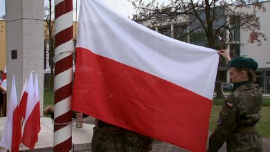 Zapomniana biało-czerwona? Dziś jest dzień flagi narodowej