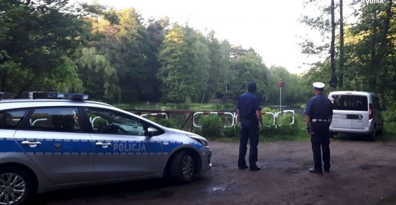 Tragedia w Rybniku! 35-letni mężczyzna utonął w stawie