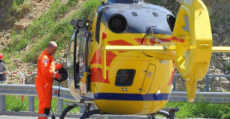 Tragiczny wypadek na terenie ośrodku GEOsfera w Jaworznie. Z wysokości ok, 20 metrów spadł mężczyzna (zdjęcia: Bartłomiej Lesiak - Fotografia Ratownicza)