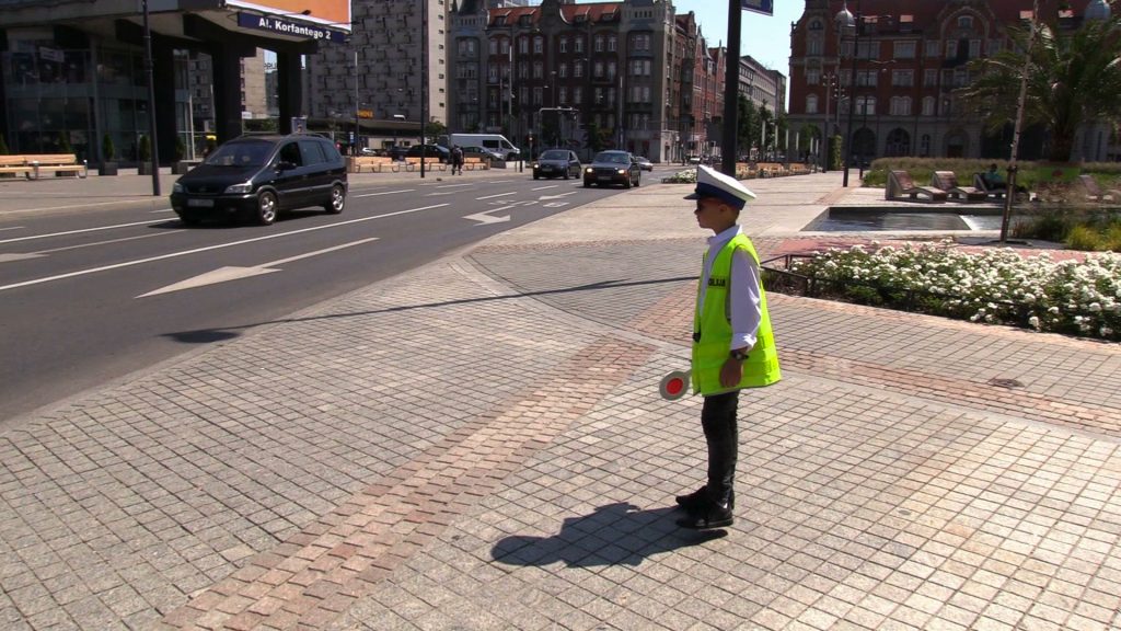 Mikołaj Dziedzic, Młodzieżowy Ślązak Roku razem z policją w Dzień Dziecka pouczał zbyt szybkich kierowców