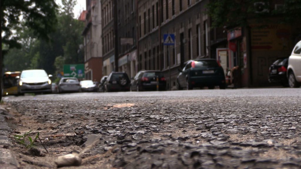 Wracamy do tematu wypadku w Siemianowicach Śląskich, gdzie jadący na quadzie 8-latek zderzył się na drodze z autobusem