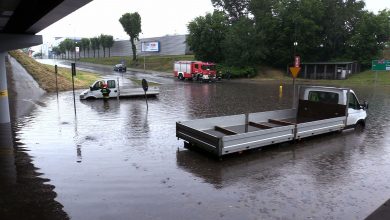 Katowice: Zalany wiadukt przy IKEA! Duże utrudnienia w ruchu [WIDEO] (fot.mat.TVS)