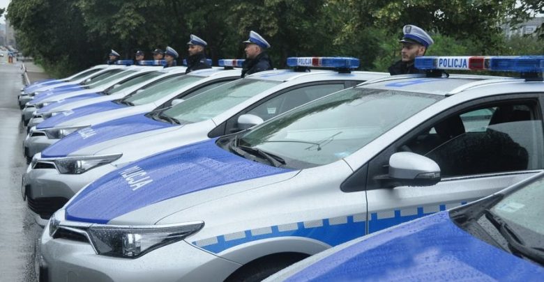 Katowice: Śląska policja wzbogaciła się o 43 nowe hybrydy [ZDJĘCIA] (fot.Śląska Policja)