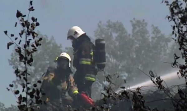 Premier Morawiecki zapowiada walkę z plaga pożarów wysypisk śmieci (fot.TVP Info)