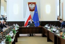 Władze PiS zadecydowały. Rząd i Prezydium Sejmu bez zmian (fot.TVP Info)