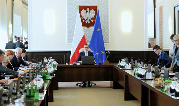 Władze PiS zadecydowały. Rząd i Prezydium Sejmu bez zmian (fot.TVP Info)
