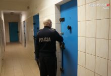 Śląskie: Znęcał się nad matką. Kobieta zadłużyła się na 70 tys. złotych, bo bała się syna (fot.Śląska Policja)