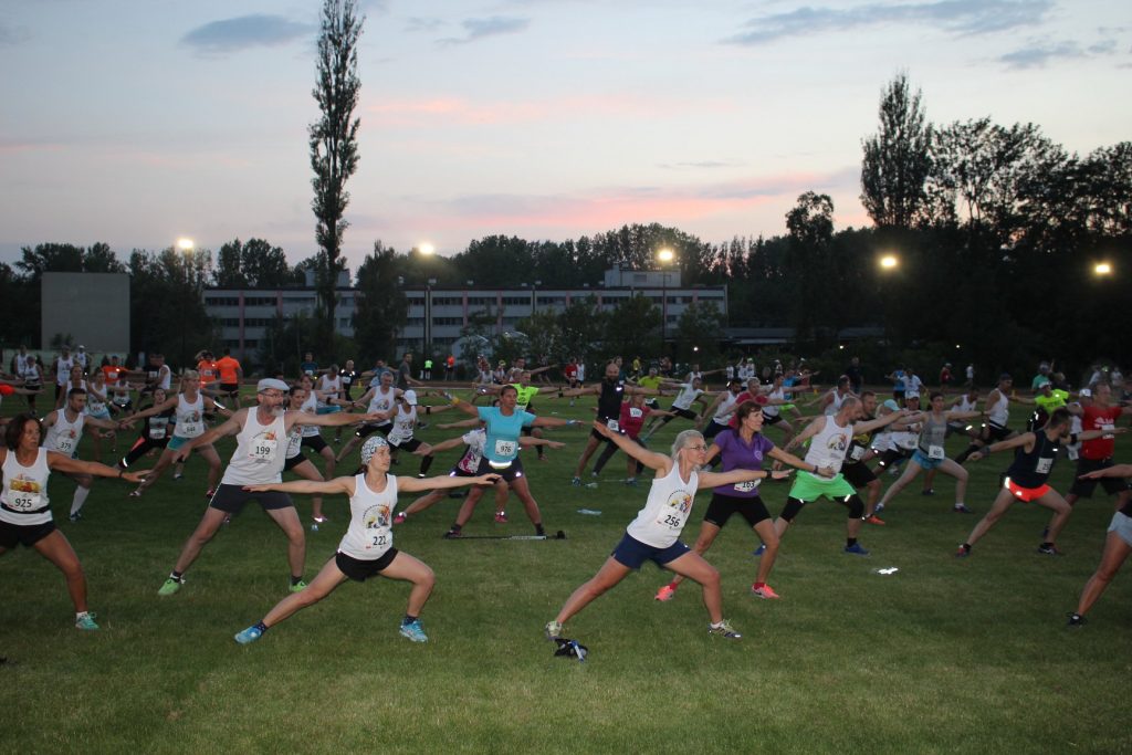 Około 900 osób wzięło udział w IV Rudzkim Półmaratonie Industrialnym. Nie zabrakło świetnych wyników, emocji i medali (fot.UM Ruda Śląska/facebook)
