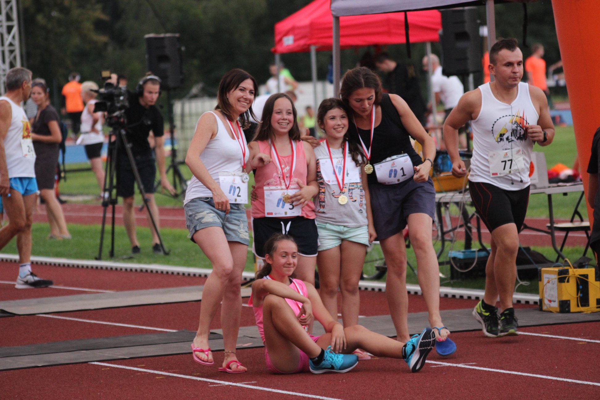 Około 900 osób wzięło udział w IV Rudzkim Półmaratonie Industrialnym. Nie zabrakło świetnych wyników, emocji i medali (fot.UM Ruda Śląska/facebook)