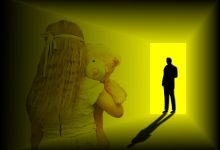 Ojciec przez dwa lata molestował swoją córkę! Nagrywał stosunki i robił zdjęcia (fot. poglądowe pixabay)