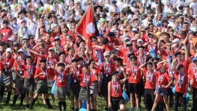 Harcerze pobili rekord i ułożyli największą żywą flagę Polski. W sumie rekord biło 12 tysięcy zuchów.