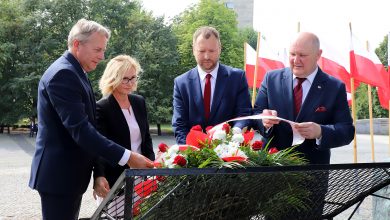 W Katowicach uczczono 99. rocznicę wybuchu I Powstania Śląskiego (fot.ŚUW w Katowicach)