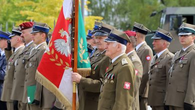 Defilada, kwiaty, pokaz musztry i medale. W Katowicach uczczono Święto Wojska Polskiego (fot.ŚUW)