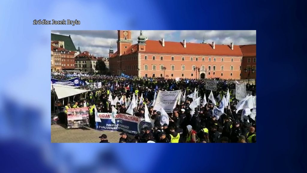 Policyjny najazd na Warszawę. Wielki protest policji zmiękczy rząd?