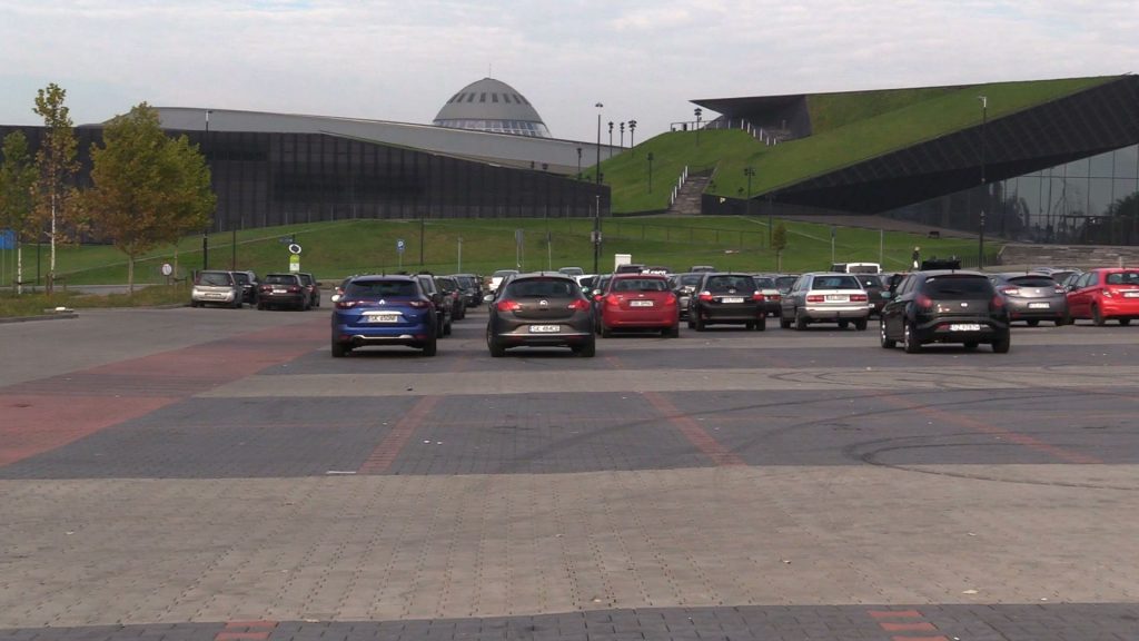 Katowice czeka parkingowy paraliż na kilka miesięcy! Zamykają największy parking w mieście!