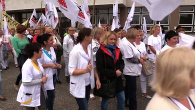 Protest w Wojewódzkim Szpitalu Specjalistycznym nr 3 w Rybniku. Dziś jego pracownicy demonstrowali przed szpitalem