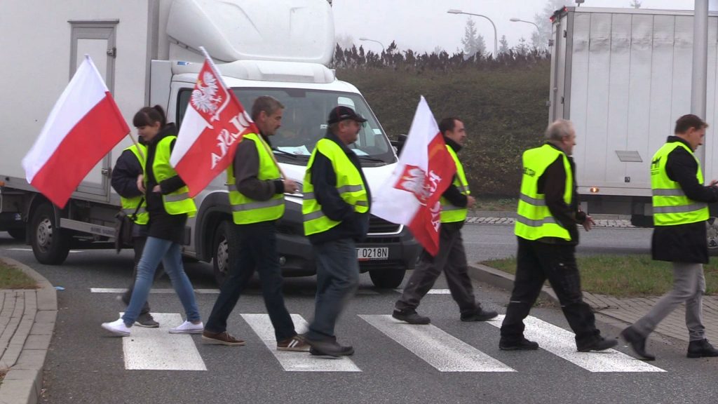 Protest podwykonawców w Żorach. Blokowali drogę, domagając się zaległych pieniędzy