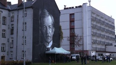 Nowy, ogromny mural w Katowicach. Przestawia Wojciecha Korfantego [WIDEO] (fot.mat.TVS)