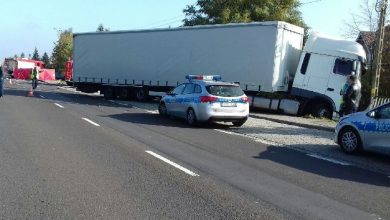 Zderzenie ciężarówki z micrą [FOTO] Nie żyją dwie kobiety (fot.Policja Łódzka)