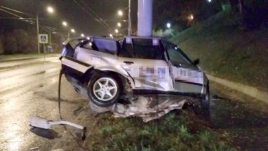 Uderzył w słup latarni. Kierowca BMW zginął na miejscu (fot.Policja Lubelska)