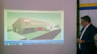 Nowy stadion Polonii Bytom ma być gotowy częściowo już w przyszłym roku. Stadion będzie miał trzy trybuny: północną, południową i zachodnią (fot.UM Bytom)