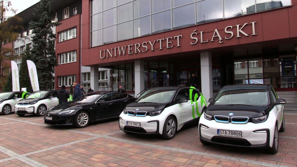 Na Uniwersytecie Śląskim można teraz wypożyczyć BMW! Elektryczne i3 już czekają