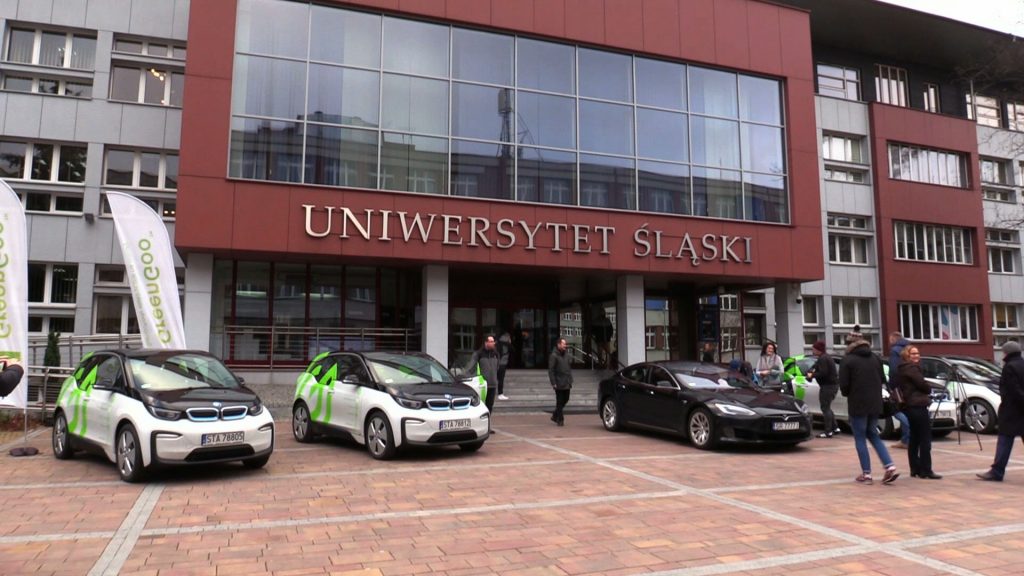 Na Uniwersytecie Śląskim można teraz wypożyczyć BMW! Elektryczne i3 już czekają