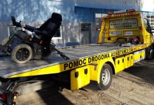 Jaworzno: Koparka wjechała w wózek inwalidzki. Wezwano lawetę