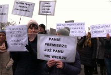 W czwartek 20 grudnia o godzinie 12.00 solidarnie wyszli m. in. przed siedzibę Prokuratury Okręgowej w Katowicach, wykorzystując 20-minutowe przerwy