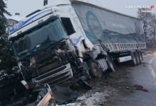 Groźny wypadek na DK 78 w Porębie! [ZDJĘCIA] Zderzyły się dwie ciężarówki (KMP Zawiercie)
