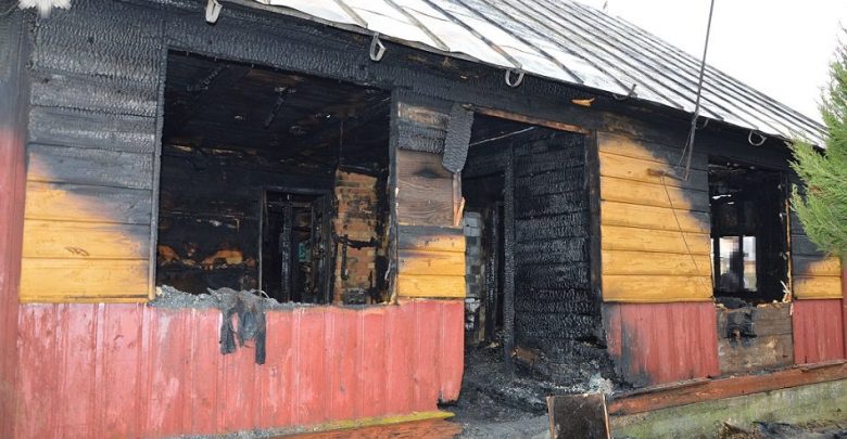 Pożar drewnianego domu. 56-latek spłonął żywcem (fot. Policja Lubelska)
