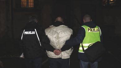 Drwił ze śmierci Prezydenta Gdańska i pochwalał tę zbrodnię w Internecie. Mieszkaniec Knurowa został zatrzymany (fot.Śląska Policja)