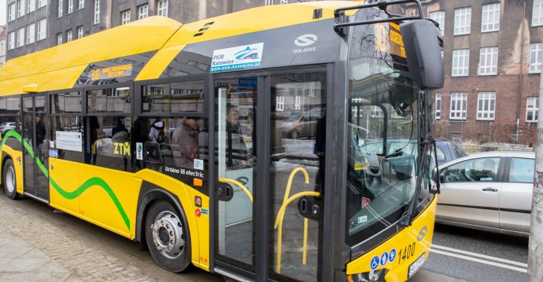 Elektryczny autobus marki Solaris wyjechał dziś w swoją pierwszą trasę po Katowicach (fot.UM Katowice)