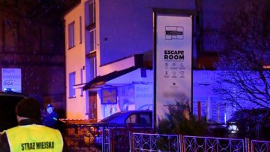 Koszalin w żałobie po śmierci 5 osób w pożarze w escape roomie (fot. TVP Info)