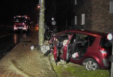 Groźny wypadek w Świerklańcu! [ZDJĘCIA] Czy kierowca był pijany? (fot. KMP Tarnowskie Góry)