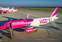 Linie lotnicze Wizz Air ogłaszają rekrutację. Na kandydatów do podniebnej pracy czekają w Katowicach! (fot.archiwum)