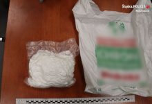 Policjanci z Katowic i Mysłowic zatrzymali 25-latka z Imielina, który w swoim mieszkaniu miał prawie kilogram amfetaminy (fot.KWP. Katowice)