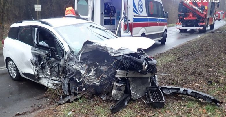 Koszmarny wypadek w Dąbrowie Górniczej! Kobieta zginęła w zderzeniu z pijanym kierowcą z Sosnowca! (fot.policja)