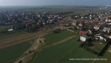 Znany nie tylko w Gliwicach fotograf ma też na swoim koncie dokumentowanie wielu ważnych inwestycji dla regionu: budowę autostrad A4 i A1, budowę fabryki Opla czy Areny Gliwice