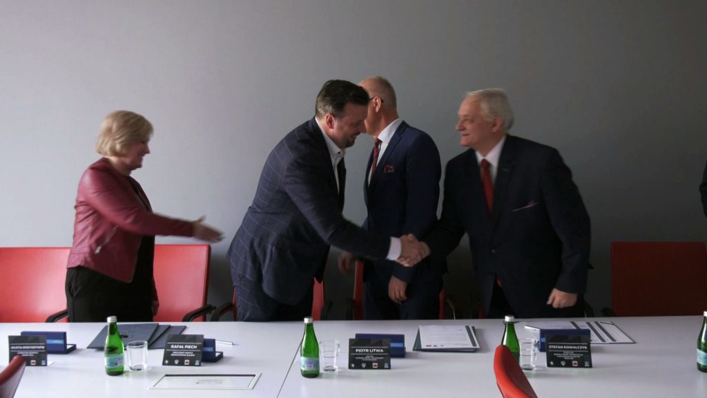 Wyższa Szkoła Techniczna w Katowicach podpisała umowy o współpracy z dwoma szkołami ponadgimnazjalnymi oraz Urzędem Miasta w Siemianowicach Śląskich