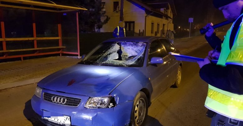 Bielsko-Biała: 19-latek potrącił dwóch 17-latków. Policja szuka świadków wypadku (fot.KMP Bielsko-Biała)