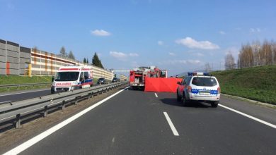 Tragiczny wypadek w Bielsku-Białej. Nie żyje motocyklista. Policja szuka świadków