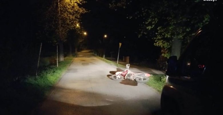 Śląskie: Poważny wypadek motocyklisty w Goleszowie. 17-latek nie miał uprawnień (fot.KPP Cieszyn)