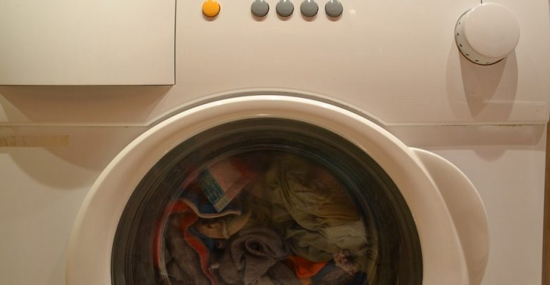 Ukradli pralkę, bo chcieli zrobić sobie pranie. Proste? Proste! (fot.poglądowe/www.pixabay.com)