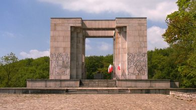 Przed Pomnikiem Czynu Powstańczego na Górze Świętej Anny odbyły się uroczystości z okazji 98. rocznicy wybuchu III Powstania Śląskiego