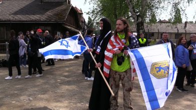 Uczcili pamięć ofiar holokaustu. Między byłymi niemieckimi obozami zagłady przeszedł MARSZ ŻYWYCH